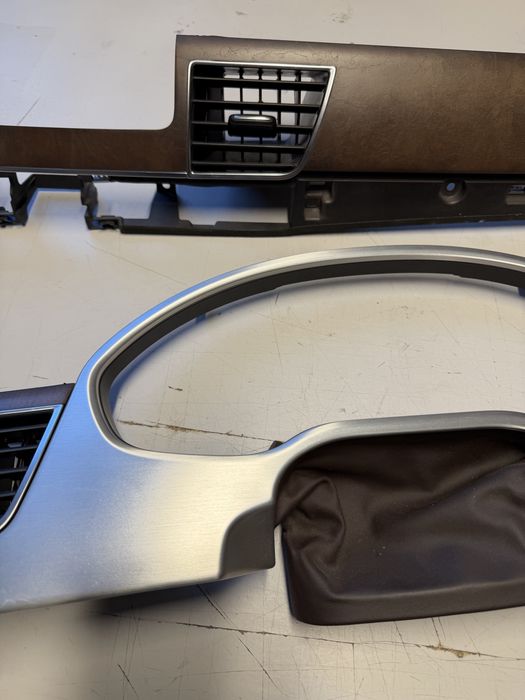 Trimuri grile ventilatie audi a8