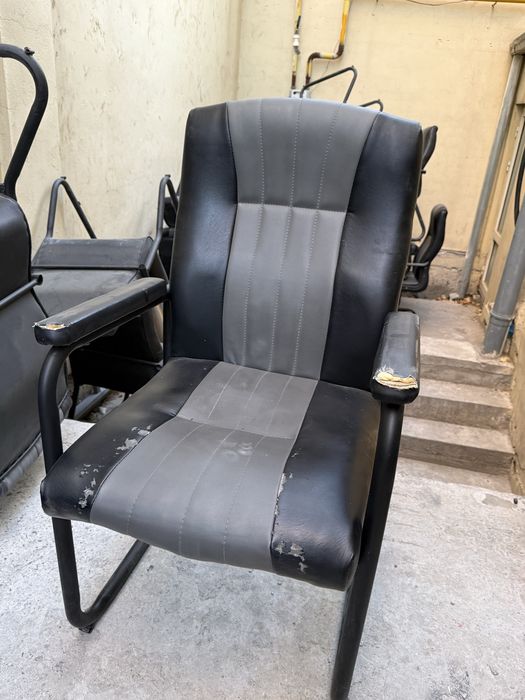 Ofis va kompyuter xona uchun stul