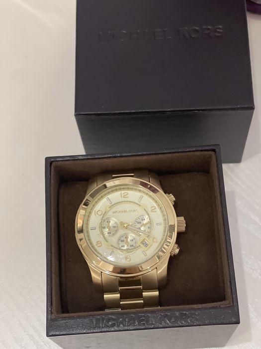 Часы Michael Kors