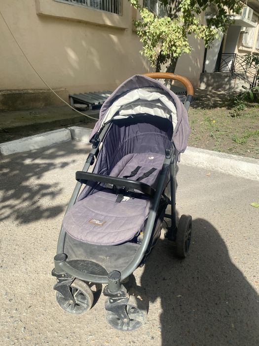 Продам коляска joie
