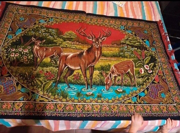 Carpeta de perete cu motiv natura,cu peste 50 ani vechime