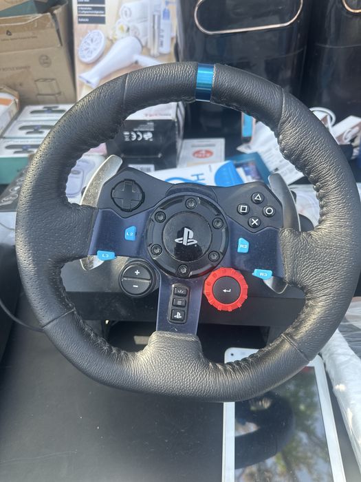 Vand playstation 4 + volan Logitech g29