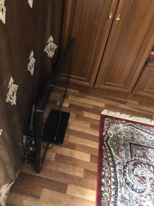 Телевизор продам