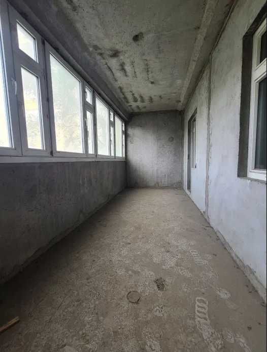 Нукусская ул.Пр-т Амир Темур Шох метро Ташкент 170 кв.м 4\2\12