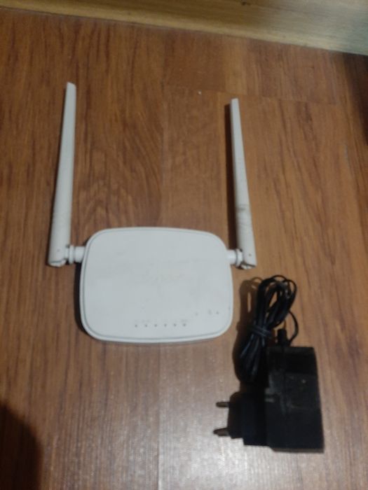 Продаю WiFi роутер Tendo