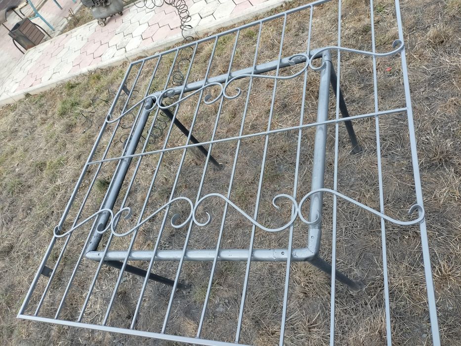 Продам решотки делаю на заказ