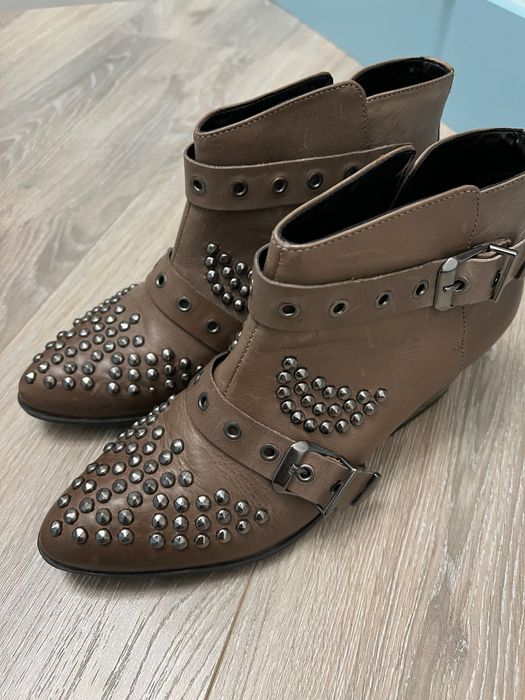 Обувь ботинки кожаные