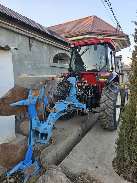 Трактор . FM WORID