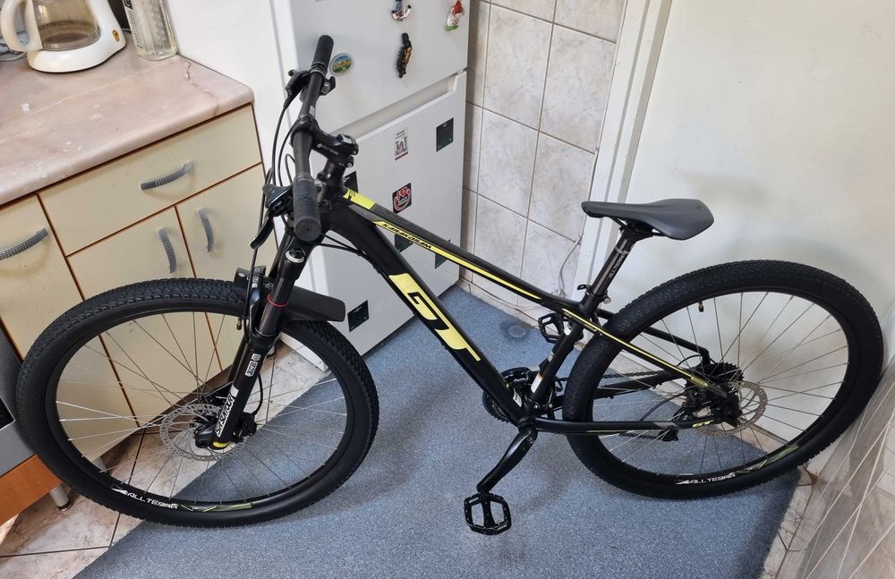 USA bike GT Karakoram 29" full upgrade