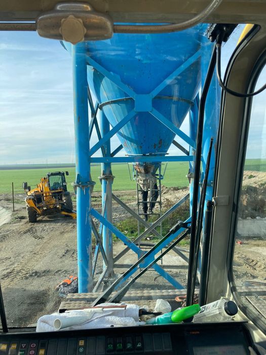 Inchiriez macara automacara