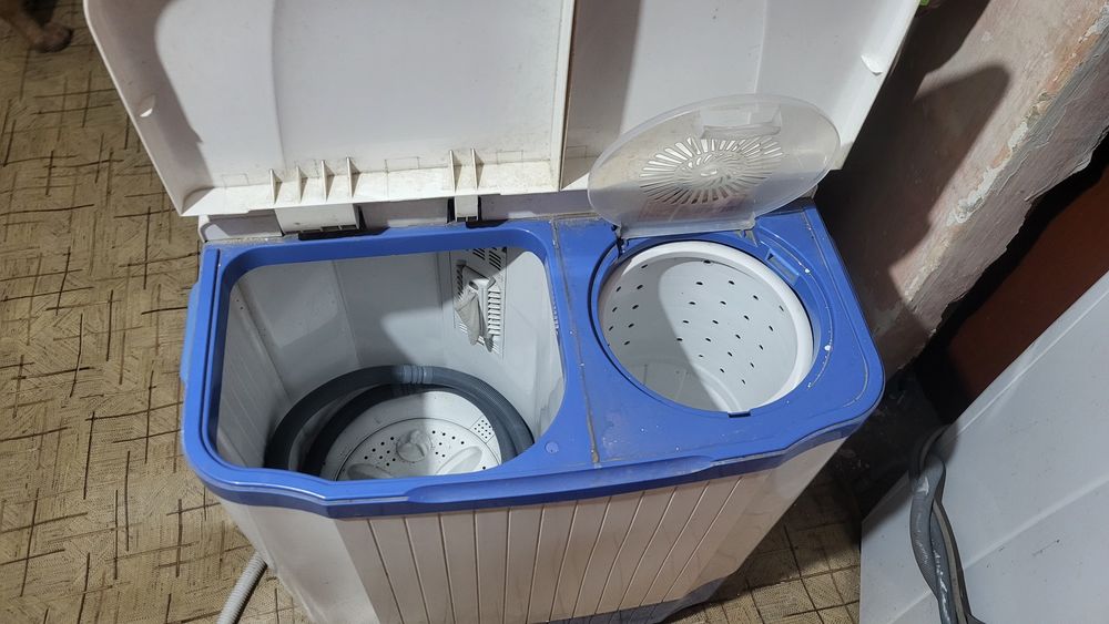 Продам стиральную машину