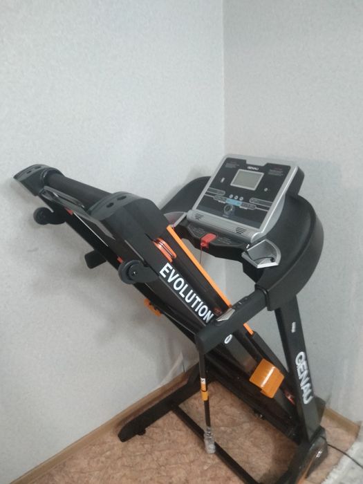 Беговая дорожка новая