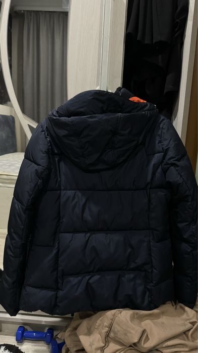 Продам куртку в отличном состоянии