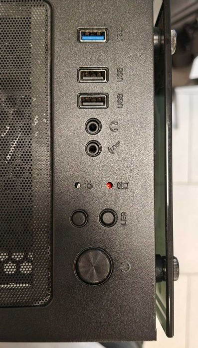 Настолен компютър – Ryzen 7 + RTX 3050 + 32GB RAM