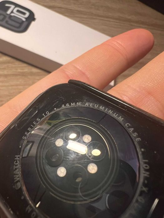 Apple Watch Series 10 46 mm nou, la cutie si accesorii