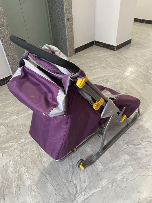 Продаю коляску детскую