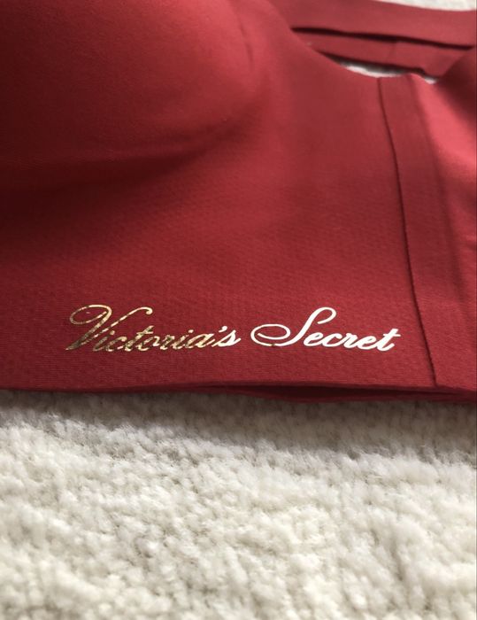 Victoria’s Secret, bustiera noua cu eticheta, fara cusaturi