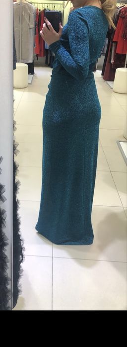 Платье вечернее нарядное