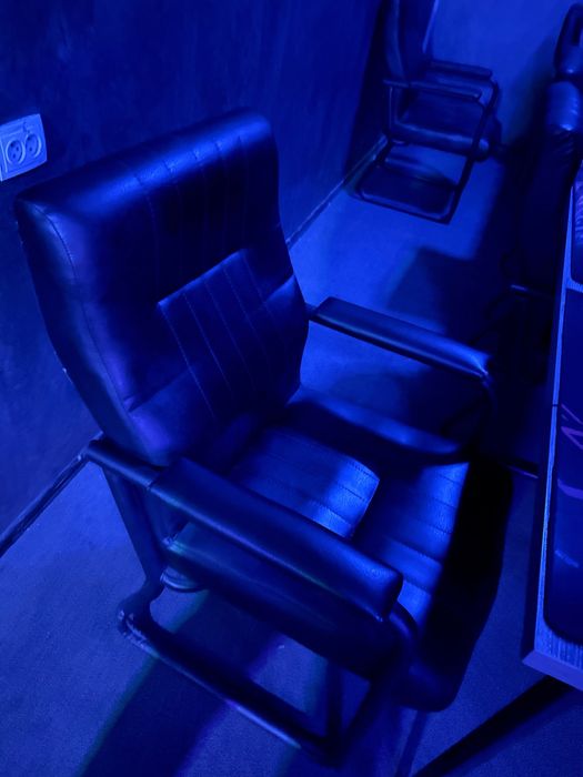 Game club uchun Kampyuter sotiladi 10ta 9 ta stoli bilan