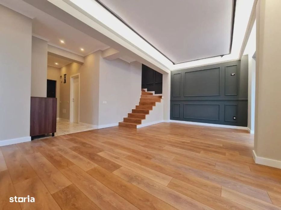 De vanzare casa P+1  120 mp utili 4 camere curte 130 mp