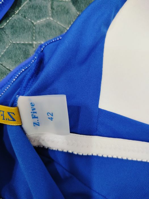 Продам купальники