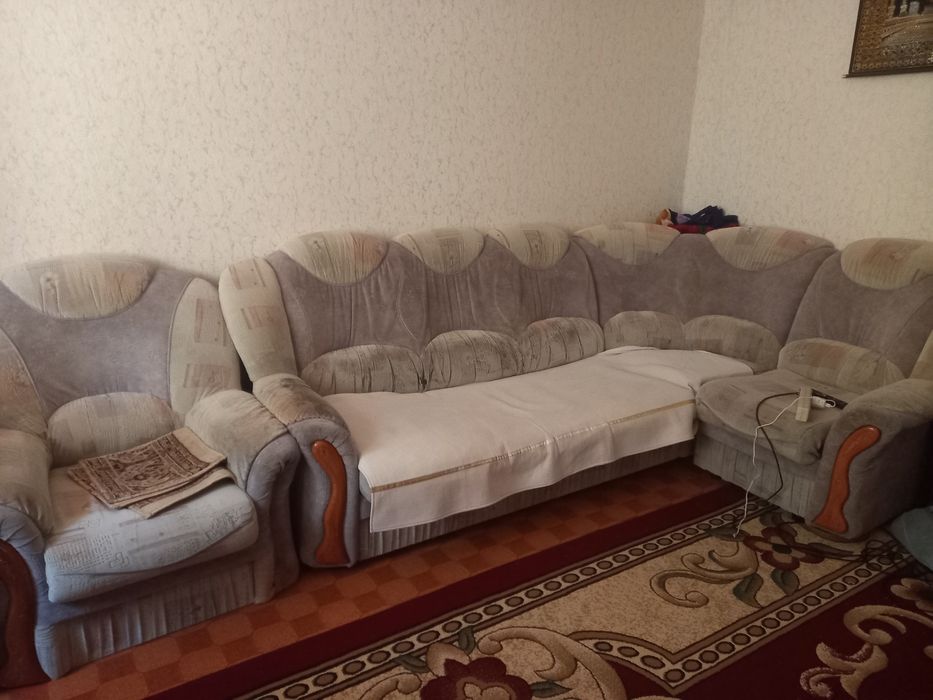 Диван и кресло мягкий уголок