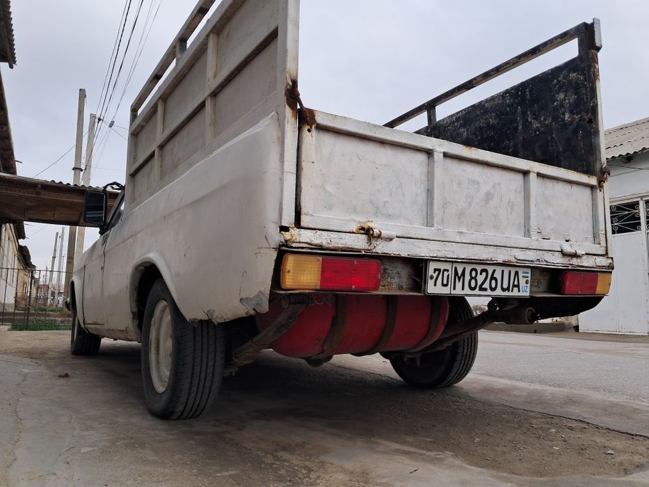 Газ Волга 3102 пикаб сотилади