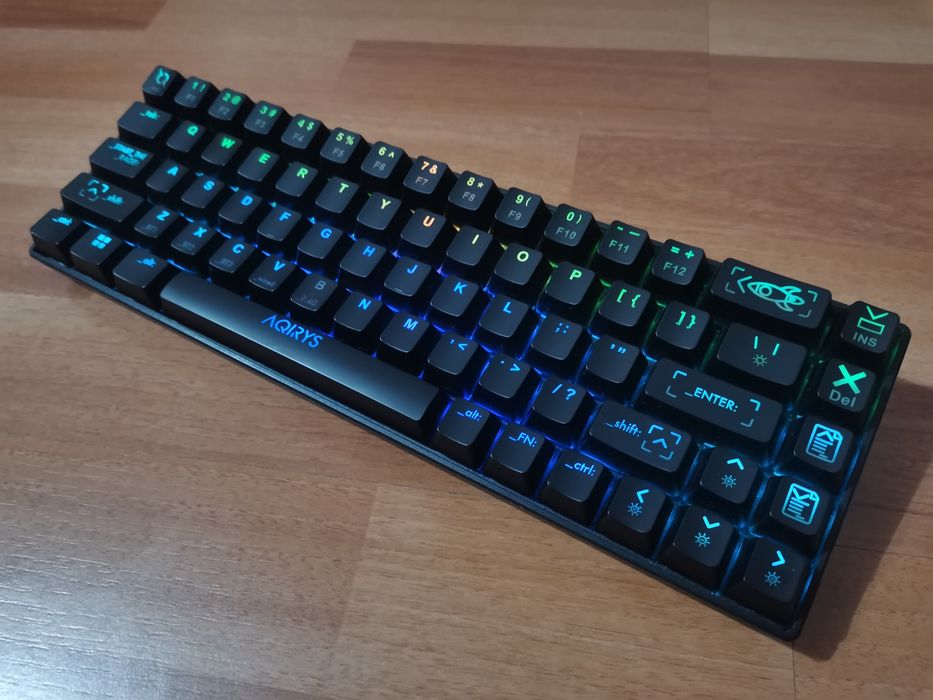 Tastatură Aqirys Mira - ca nouă, pachet complet