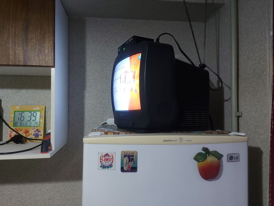 Цветной телевизор Daewoo