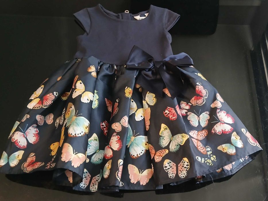 Разкошна рокля 2 -3 год