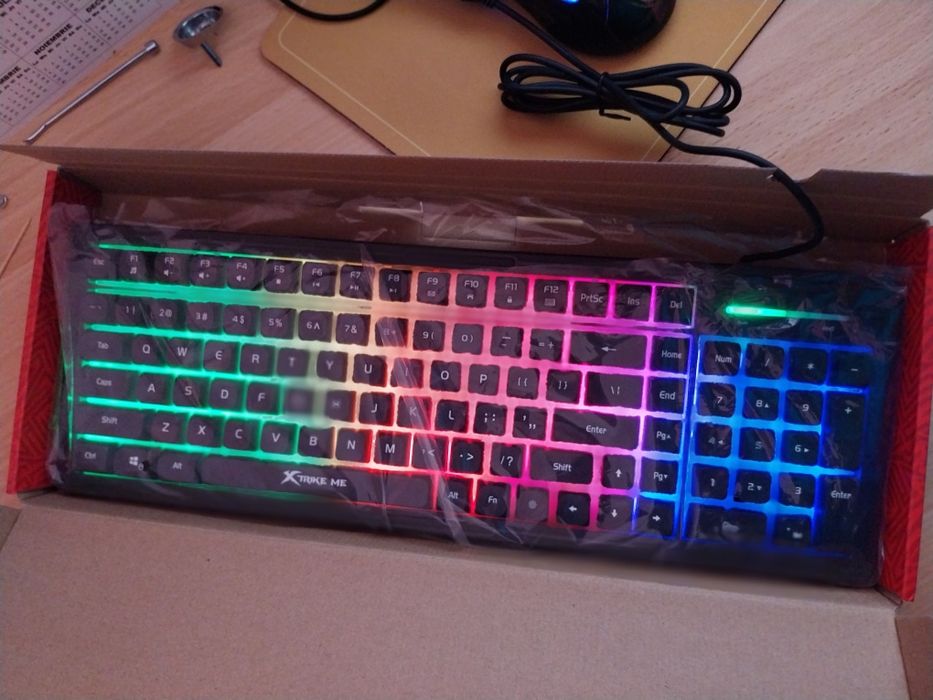 Tastatura  PC. noua iluminata
