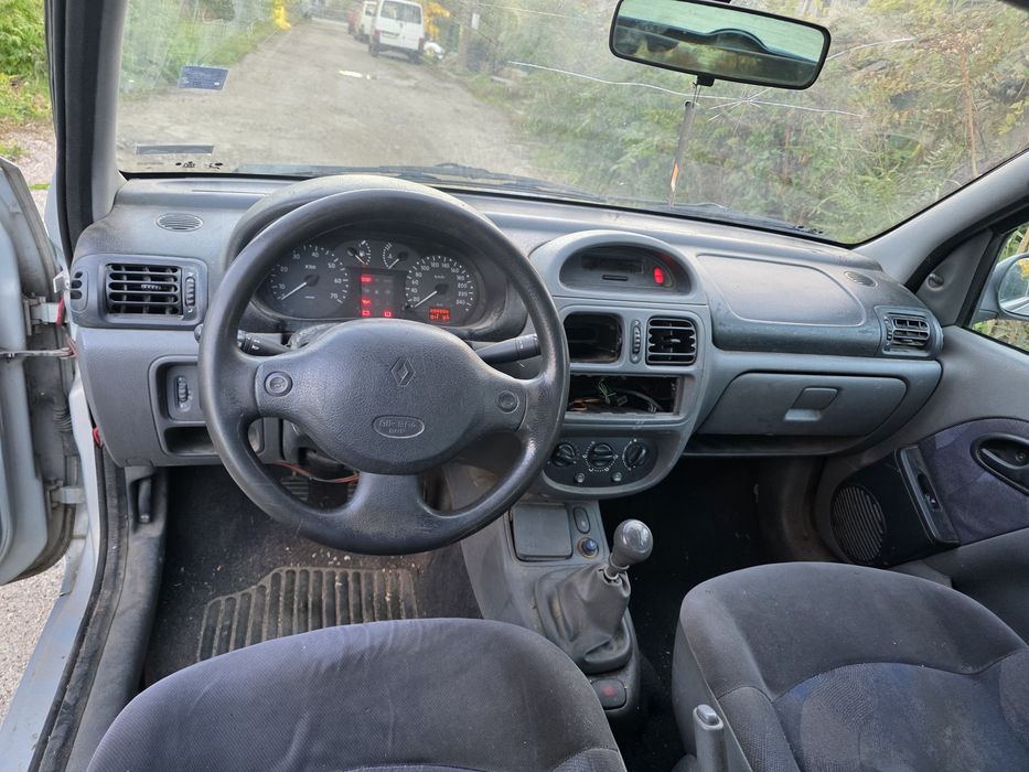 Renault Clio ll 1.4 75кс на части