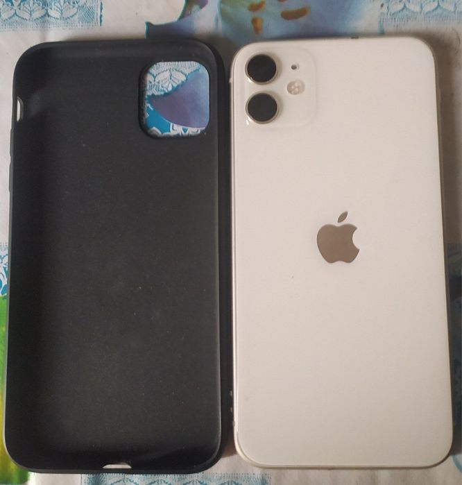 Продам iPhone 11