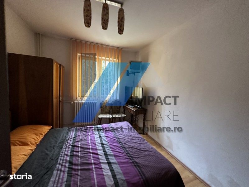 3 camere semidecomandate, Calea Bucuresti - Piata Centrala, etaj1