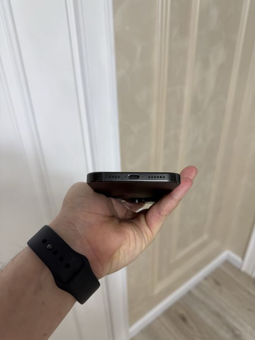 Iphone 16 pro max 256gb yomkost 94%