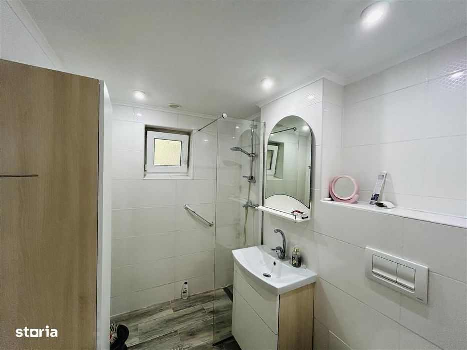 Apartament 3 camere, decomandat, 2 bai, mobilat si utilat