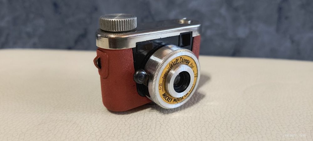 Много рядък супер мини фотоапарат Walt Disney/ Mickey Mouse