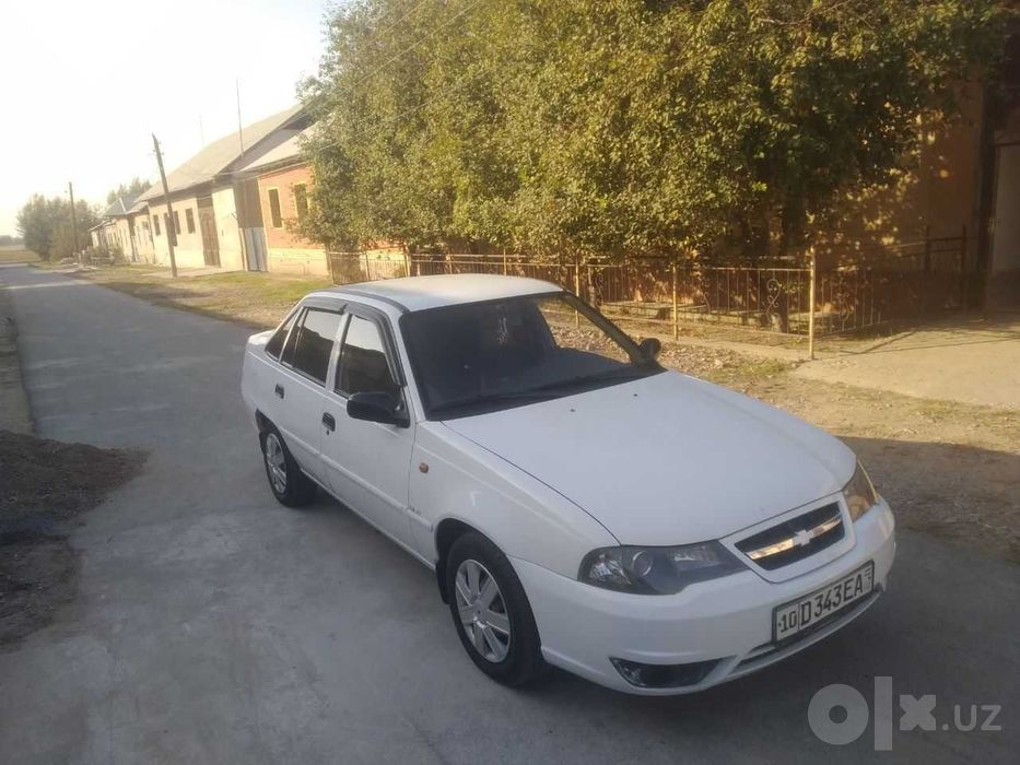 Nexia 2 sotiladi tozza mashina