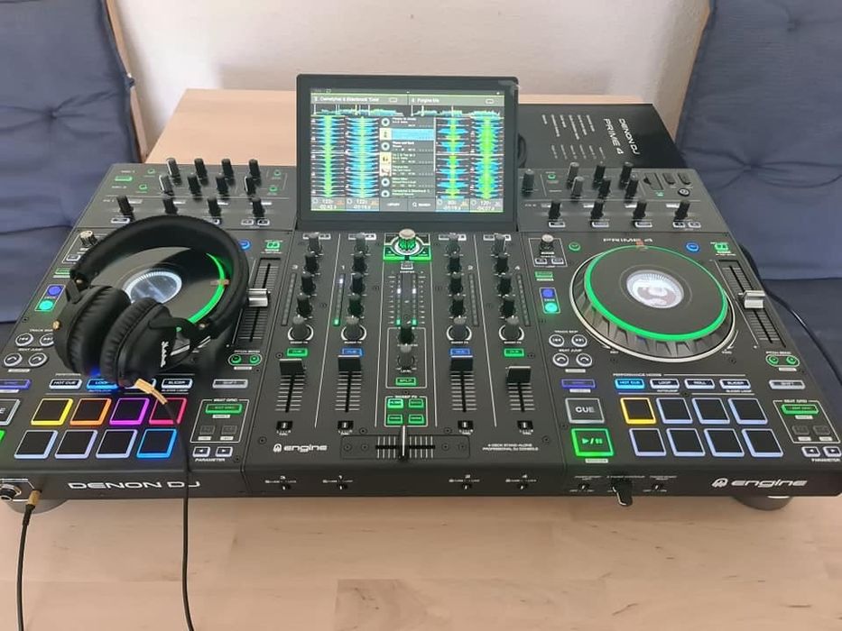De vanzare consola Denon