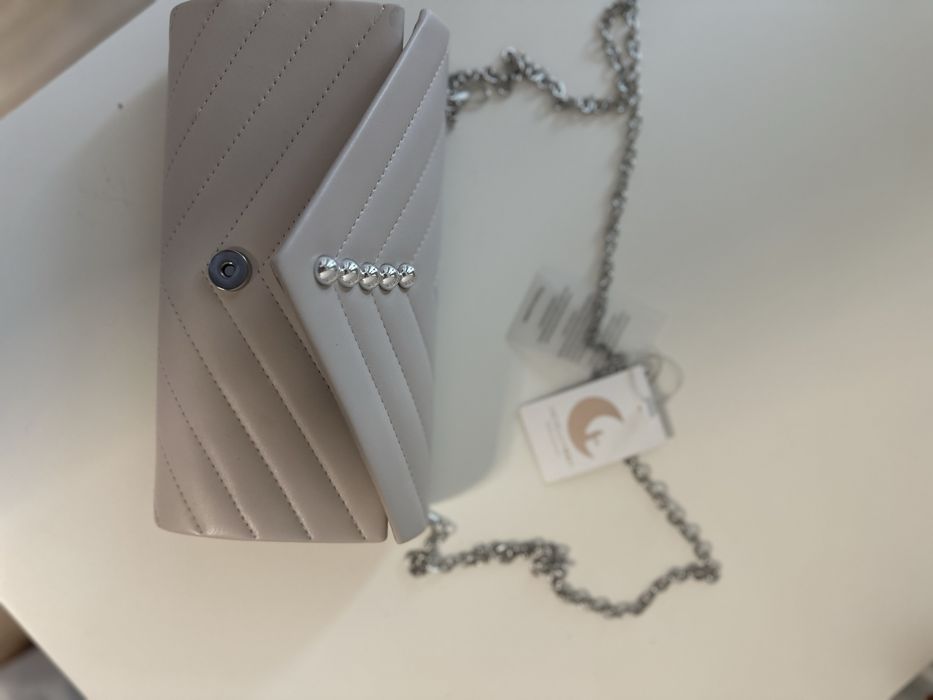 Geanta tip plic nou cu eticheta