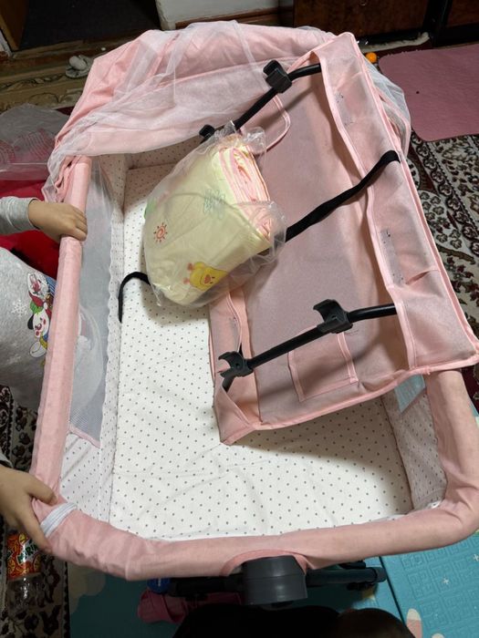 Кроватька детская