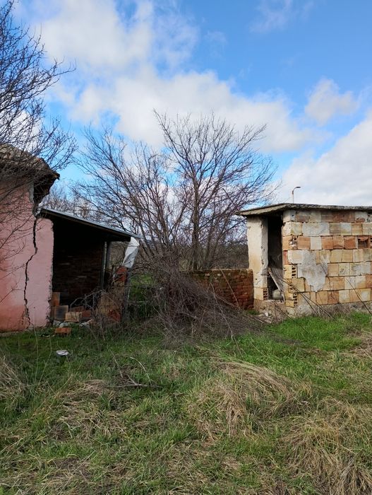 Продава се Тристаен апартамент в София, Докторски паметник - 1970 кв.м за 0 €/кв.м - Снимка #8