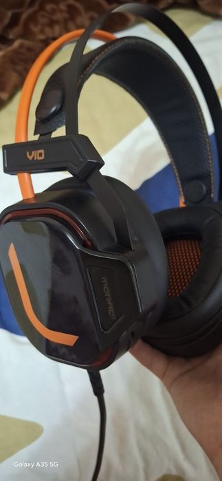 Продаю наушники игровые moradi v10