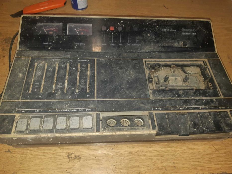 Радио касетофони и телевизори