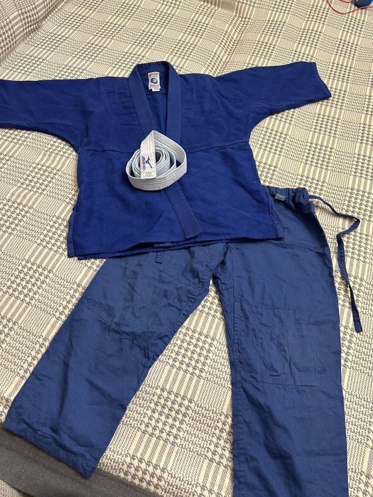 Кимоно для единоборств