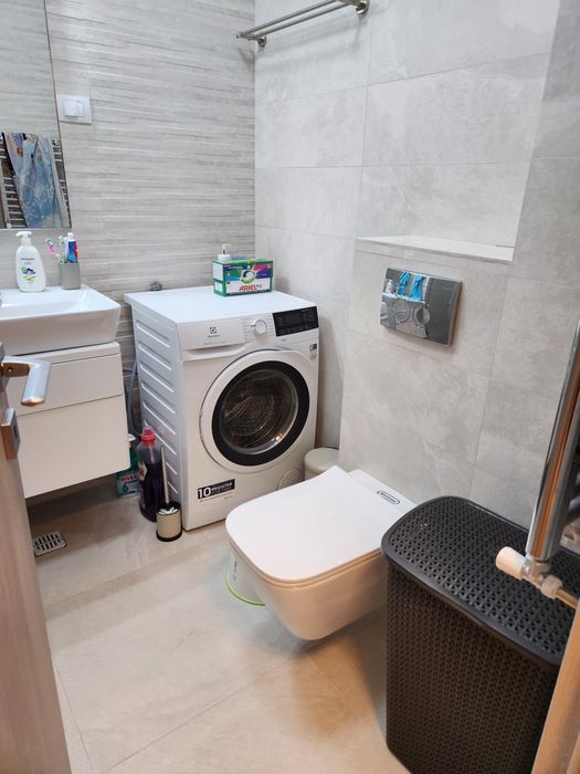 De inchiriat apartament 2 camere - închiriez în Mamaia Nord