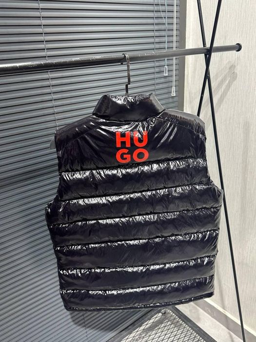 Vesta impermeabila Hugo.Calitate luxury.Toate mărimile disponibile