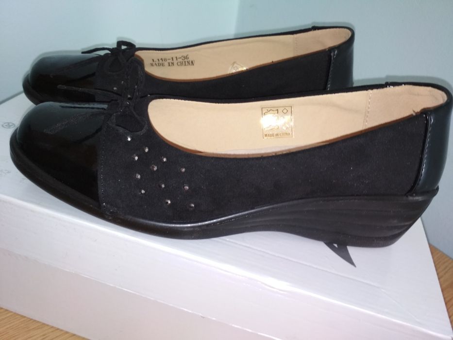 Pantofi NOI mar 36 negru