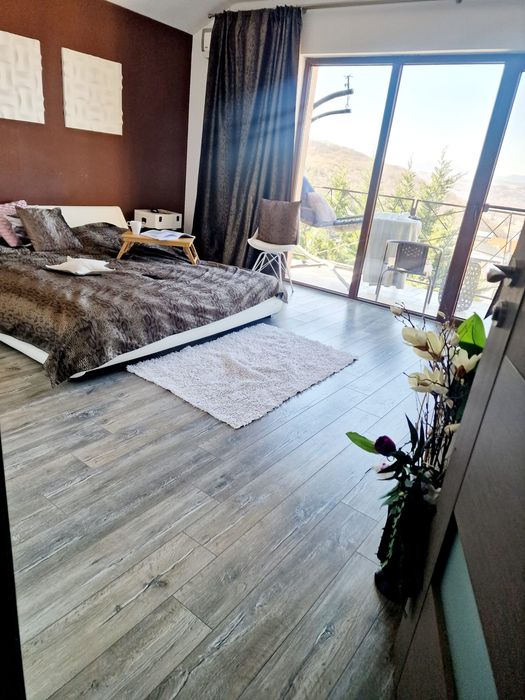 Casa tip Duplex  140mp utili, cu 49 mp Garaj și 320 mp Teren