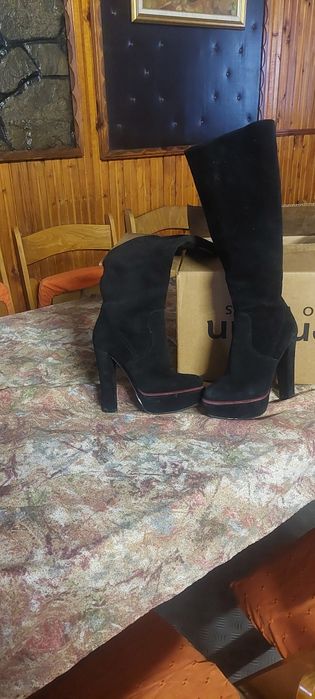 Ботуши елегантни